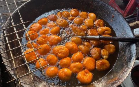 小区菜市场卖什么最吸引人（菜市场卖什么最吸引人的视频）