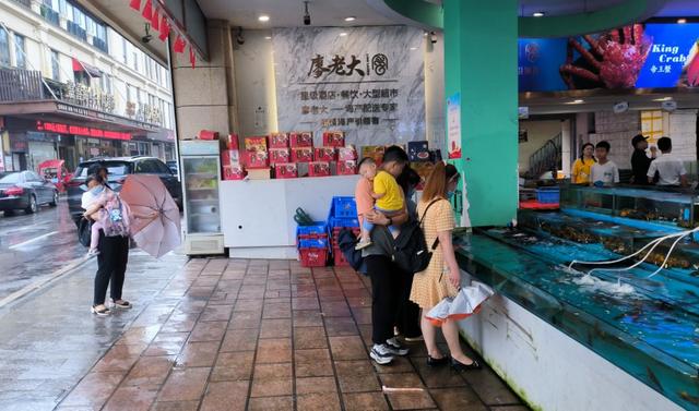 重庆最大的海鲜批发市场在什么地方（重庆海鲜市场在什么地方）