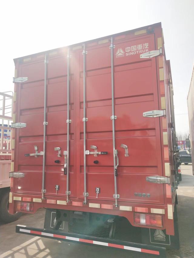 北京二手货车4米2厢式货车（上网看北京4米2厢式货车个人的二手出售）
