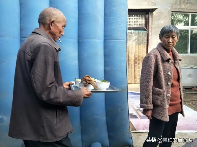 女生说发小是男的女的（女生说发小是啥意思）