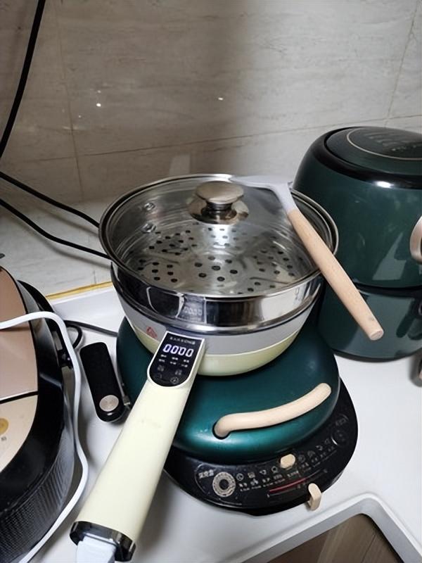 麦饭石炒锅燃气灶可以用吗（麦饭石的锅能用煤气灶吗）