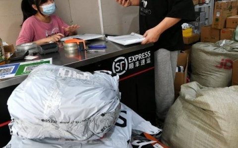 京东免上门取件费用,那寄件费用呢（京东上门取件快递费用）