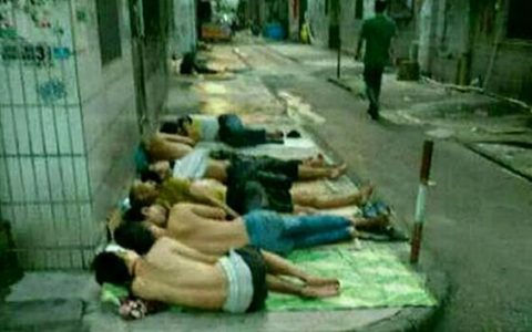 日结兼职在哪里可以找到在家（在哪里可以找到日结的兼职）