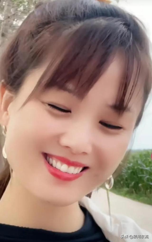 100首经典悦耳的网红歌曲及打垮向例撬动消费杠杆：AI商品图换配景帮力电商新冲破
