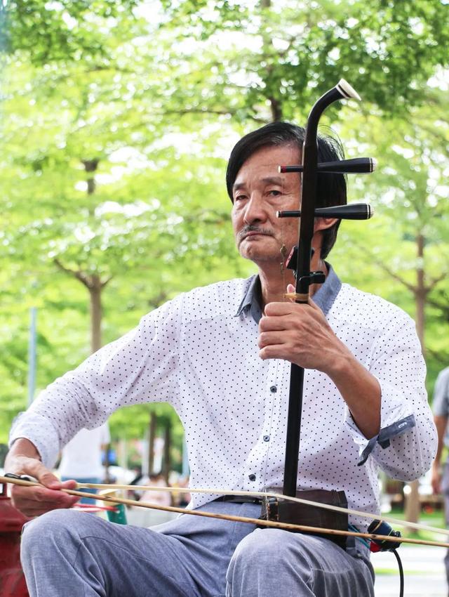 抖音挤地铁直播怎么弄的，抖音挤地铁直播怎么弄的啊？