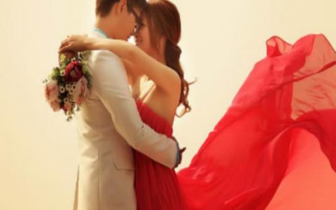 老公赚钱老婆花下一句怎么回复她，老公赚钱老婆花下一句怎么说？