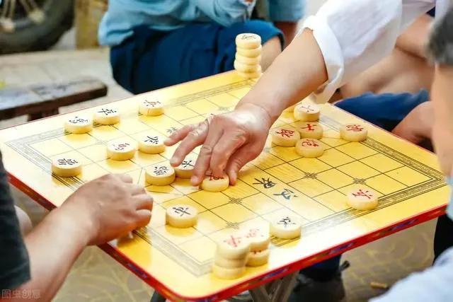 抖音很火的gif图_微信表情包，抖音很火的gif图_微信表情包下载？