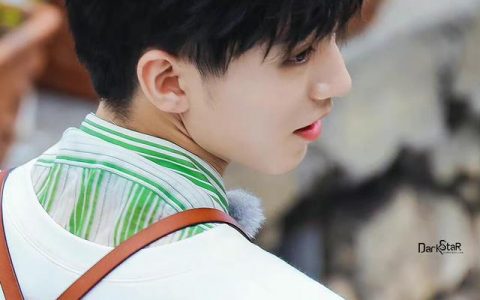 王俊凯无边界演唱会直播回放全程录像，王俊凯无边界演唱会全程回放高清？