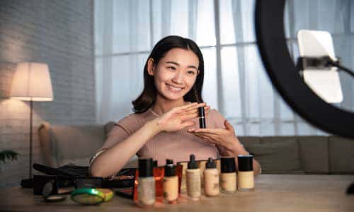 抖音還能火多久-，抖音還能火多久-它的發展趨勢如何-？